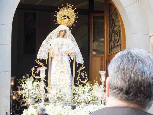 Aparición de la Virgen